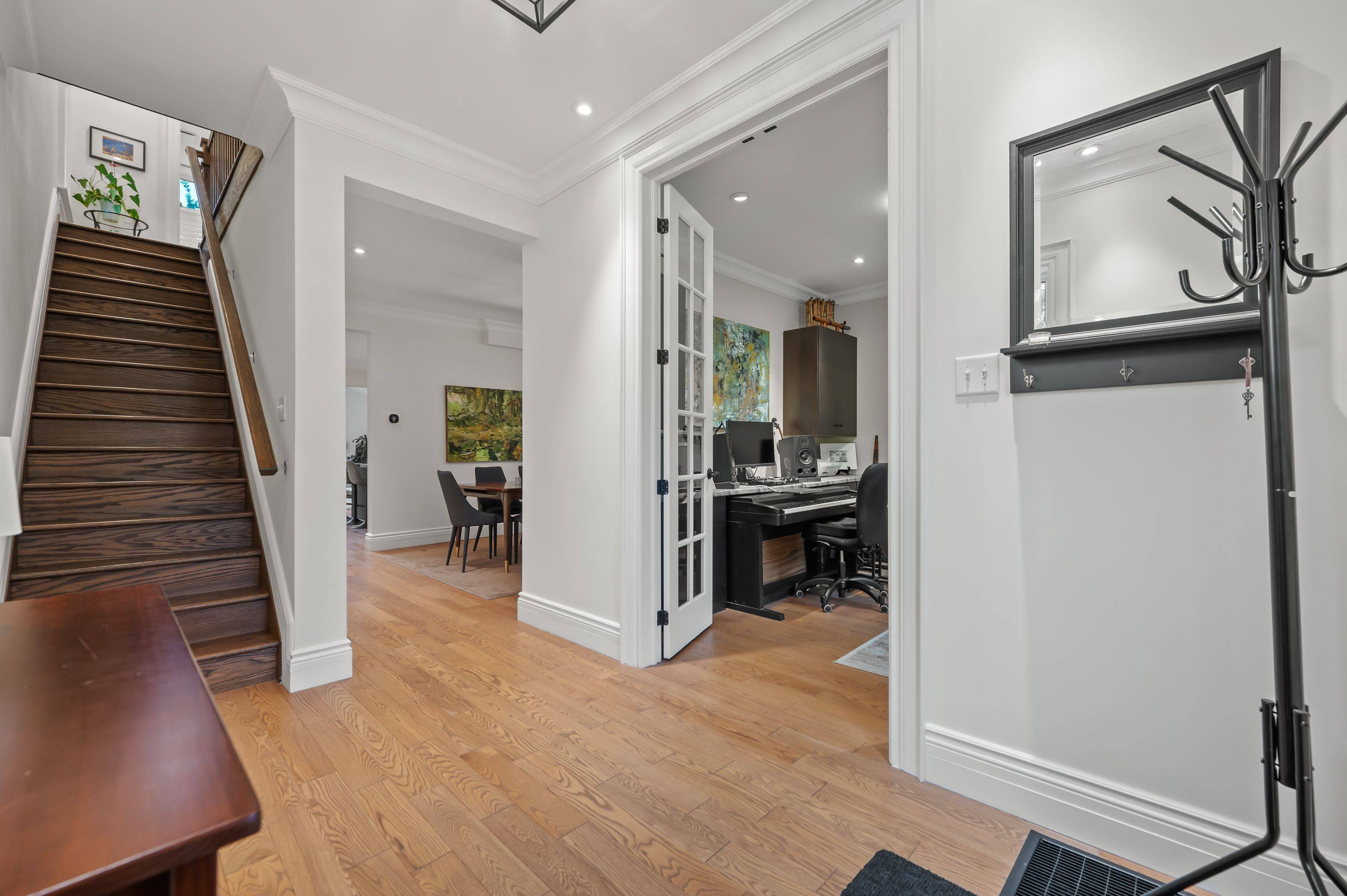 Guelph, ON N1H 5Y6,105 Hearn AVE