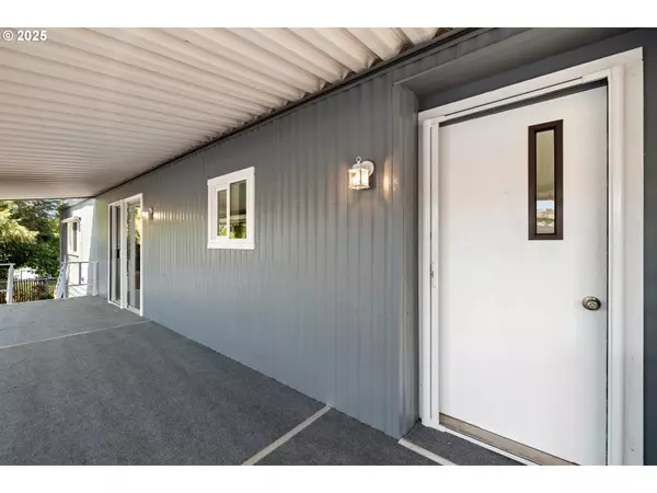 Milwaukie, OR 97267,3405 SE VINEYARD RD #74