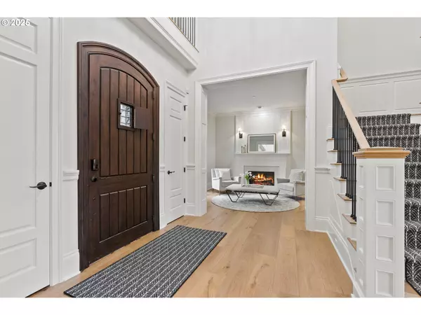 Lake Oswego, OR 97034,2147 GLENMORRIE LN