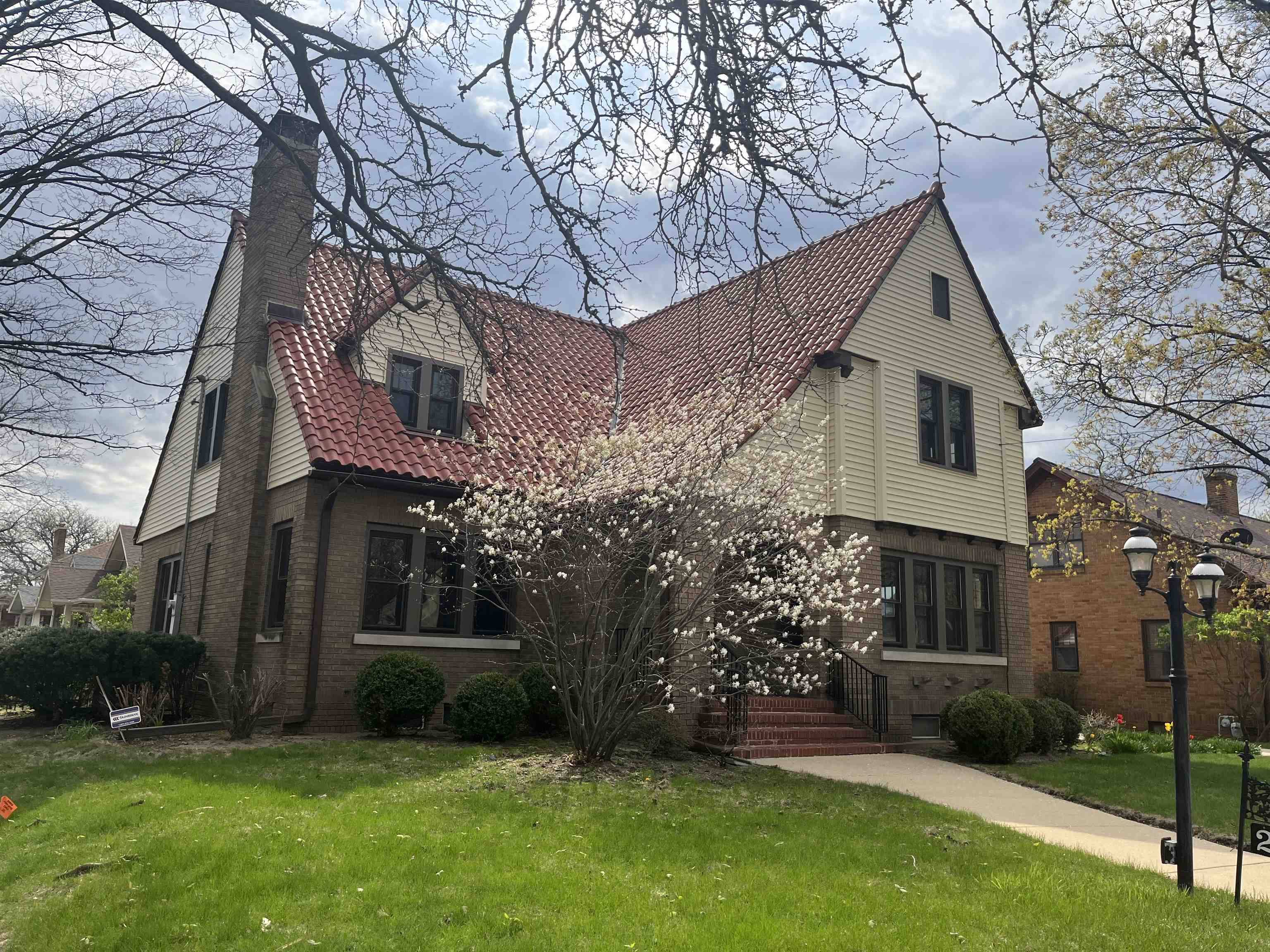 229 Welty Avenue, Rockford, IL 61107