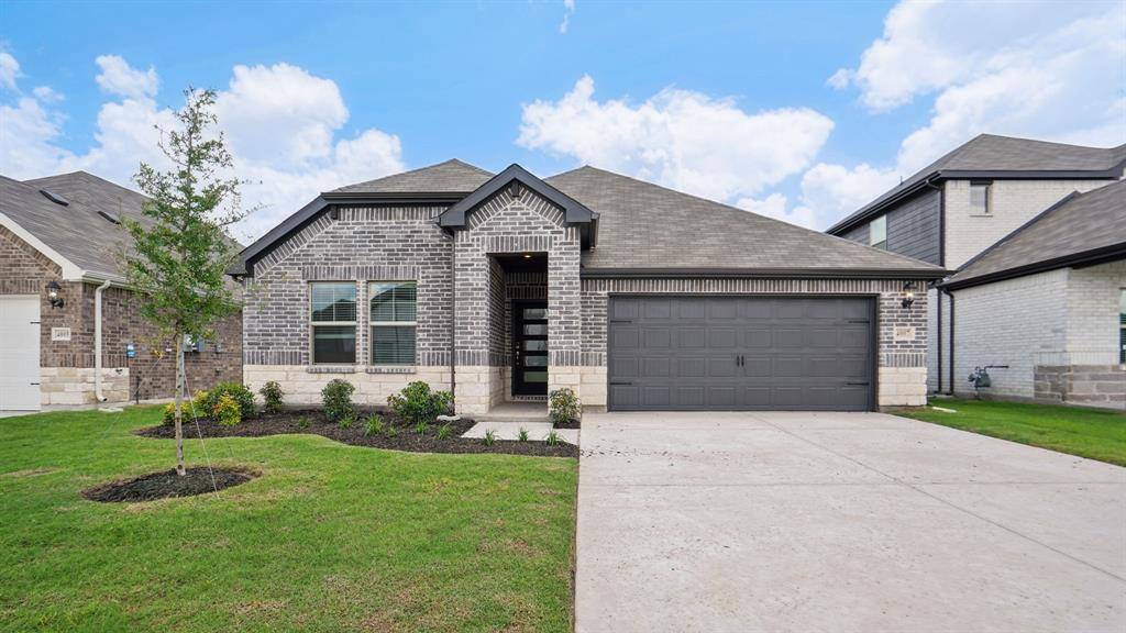 4007 Medina Drive, Farmersville, TX 75442