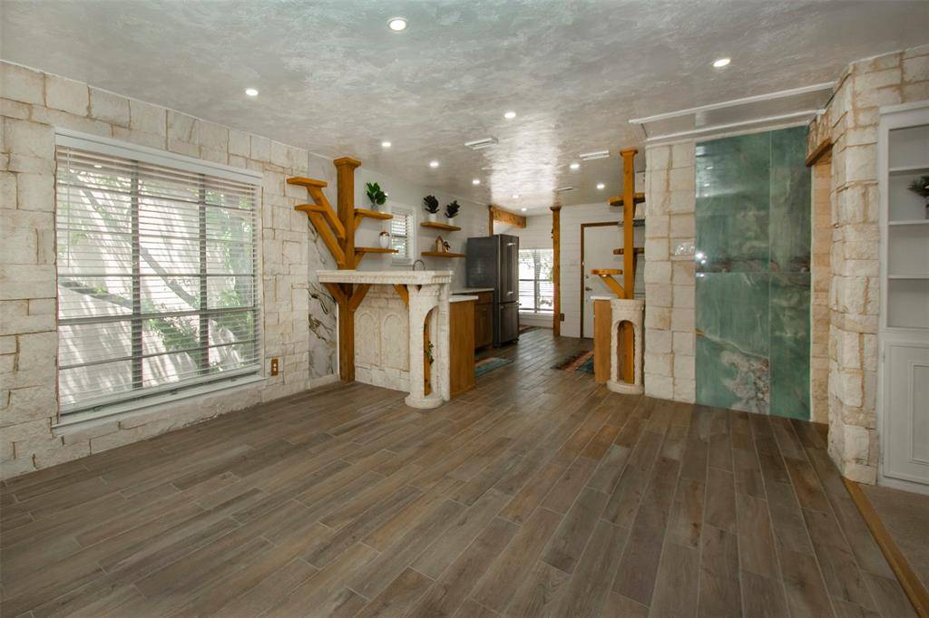 Dallas, TX 75230,10578 High Hollows Drive #269