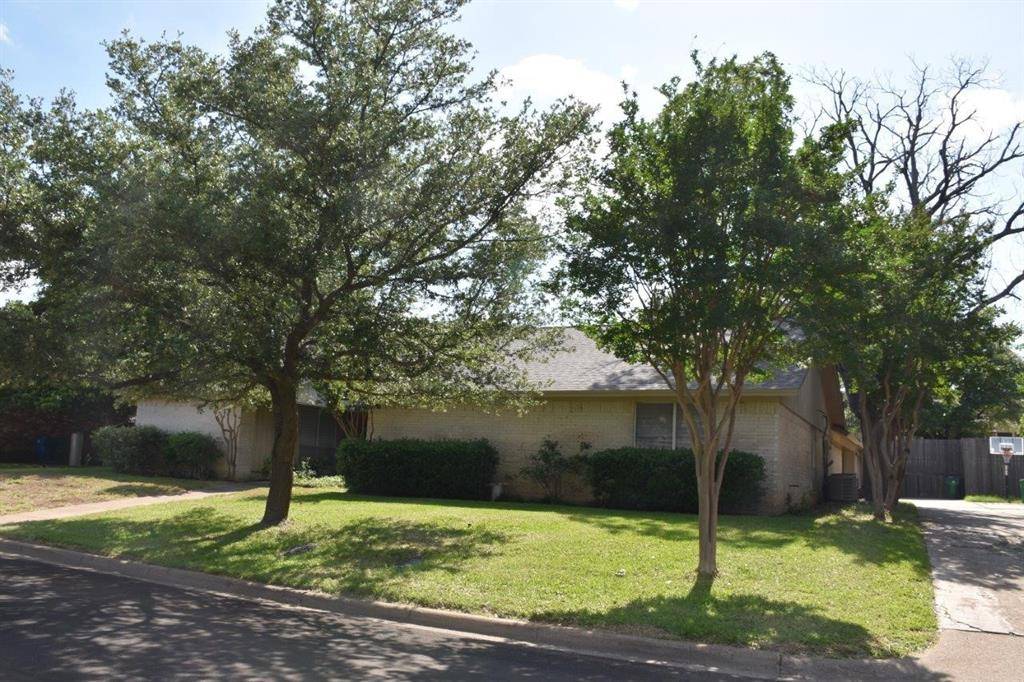 Waxahachie, TX 75165,401 Gingerbread Lane