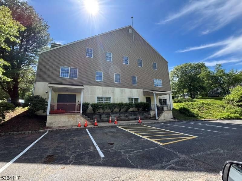 1128 Route 31, Clinton Twp., NJ 08833