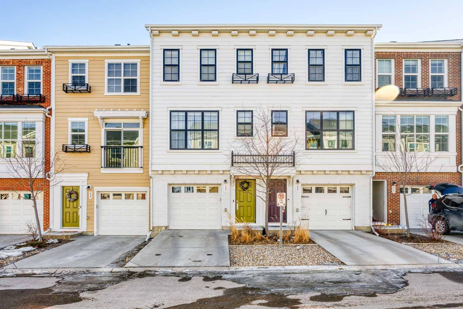 Calgary, AB T3R 0T9,420 Nolanfield Villas Northwest