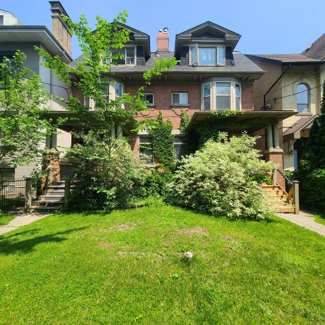 107 Pembroke ST, Toronto C08, ON M5A 2N9