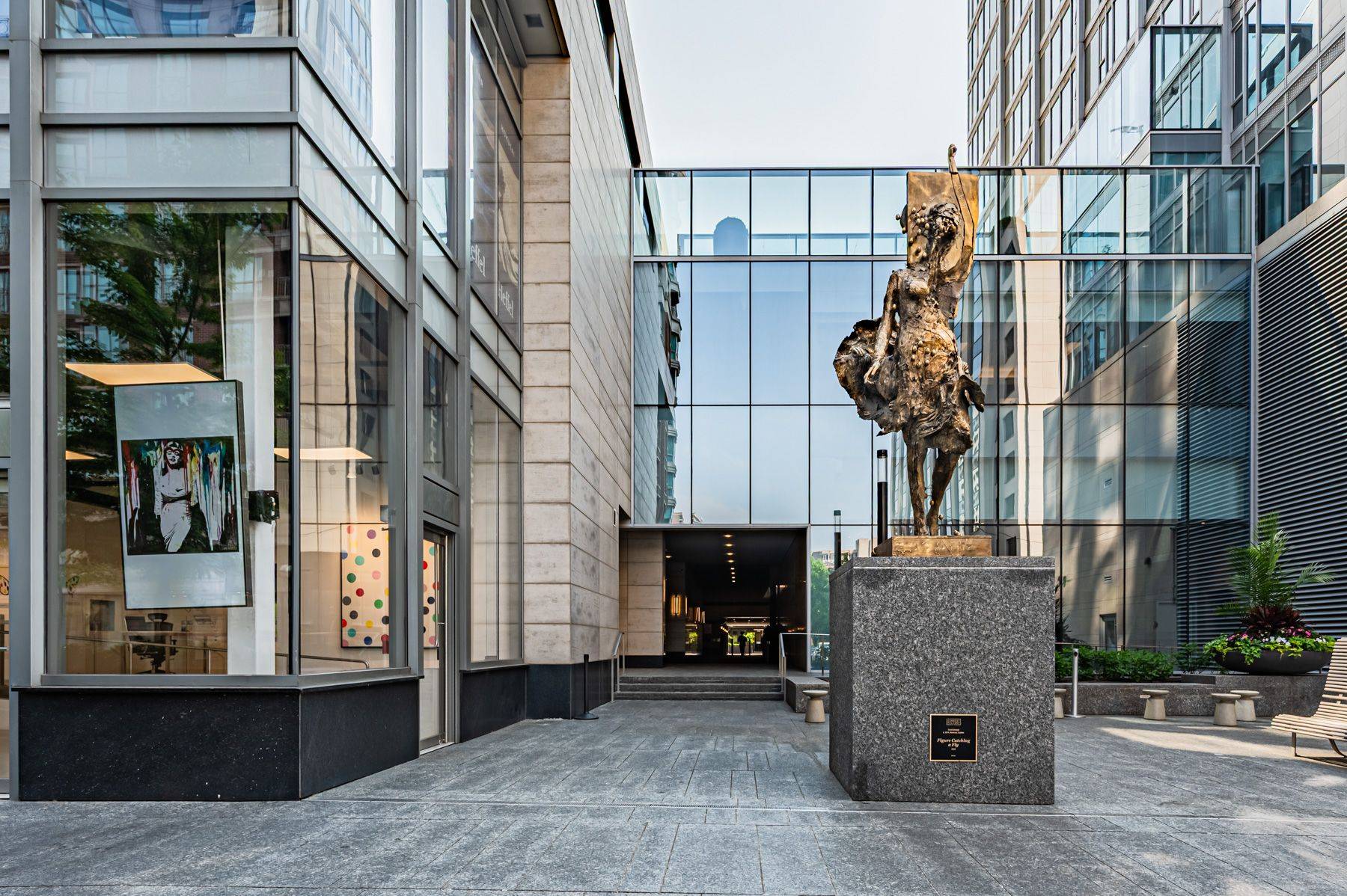 188 Cumberland AVE #901, Toronto C02, ON M5R 0B6