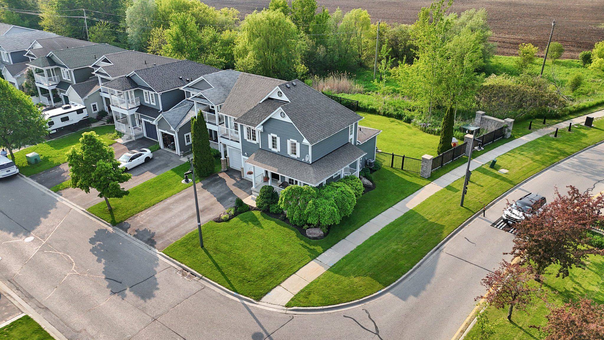 Clarington, ON L1B 1R2,2 Milligan ST
