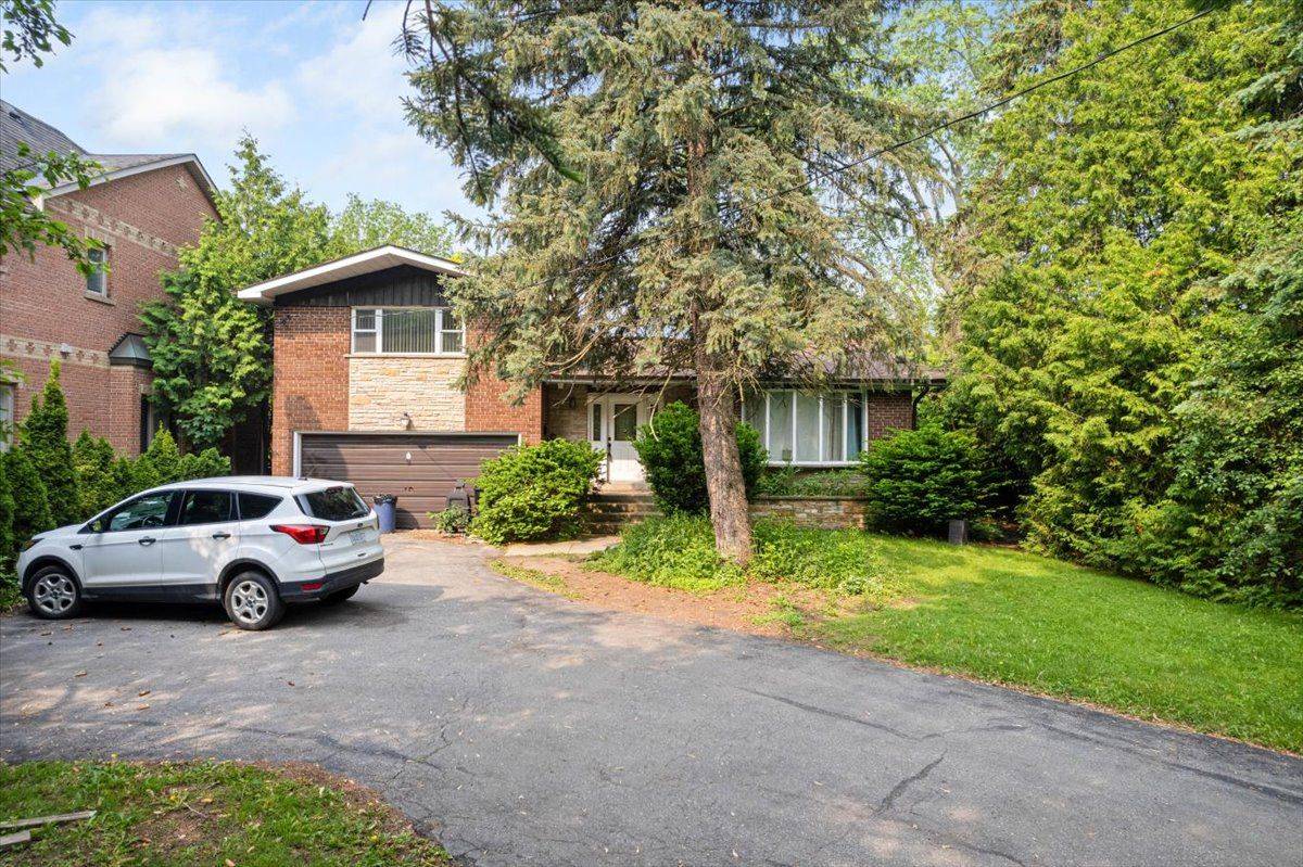 Markham, ON L3T 2P1,76 Johnson ST
