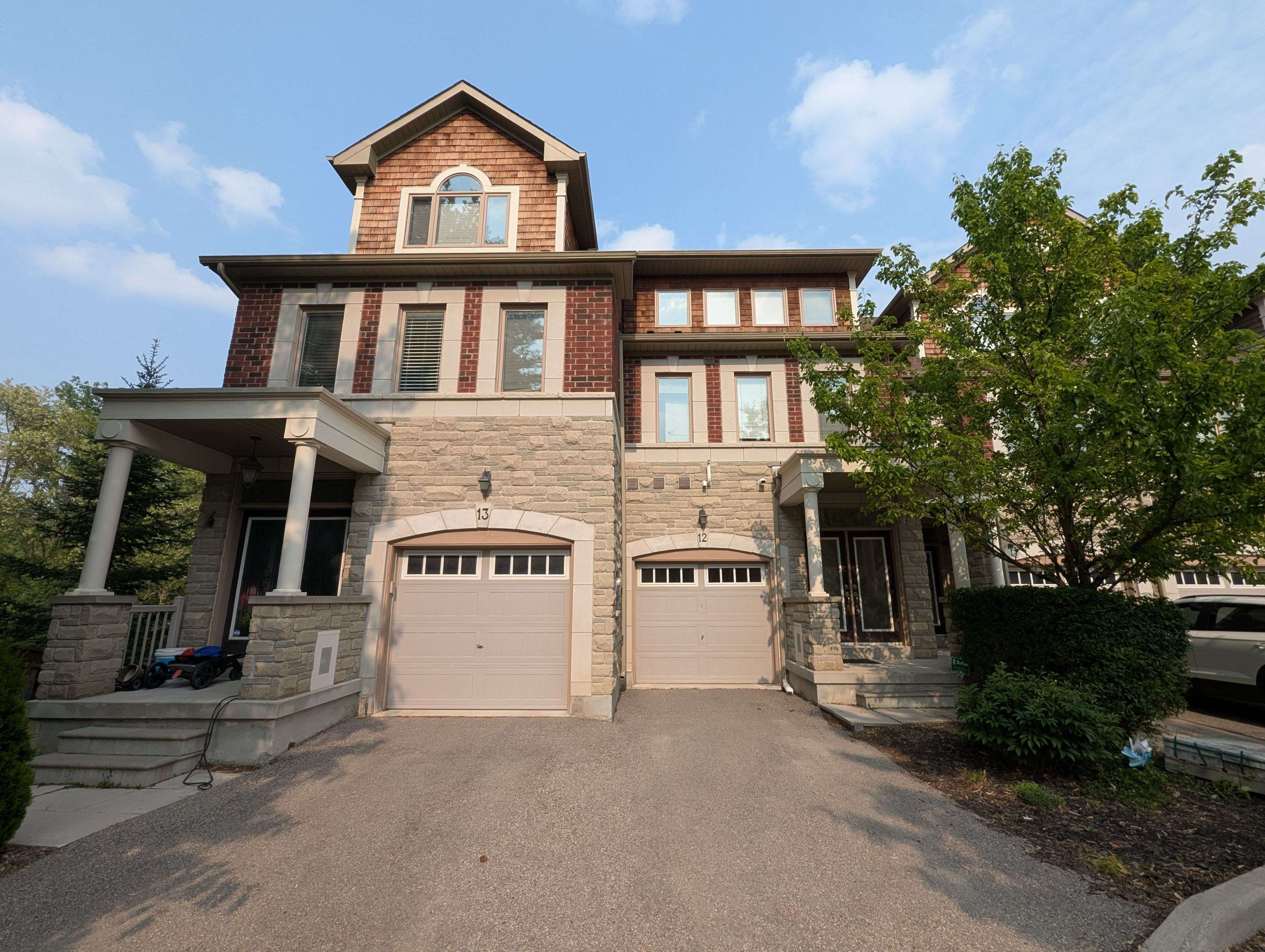 8469 Islington AVE #12, Vaughan, ON L4L 0G2