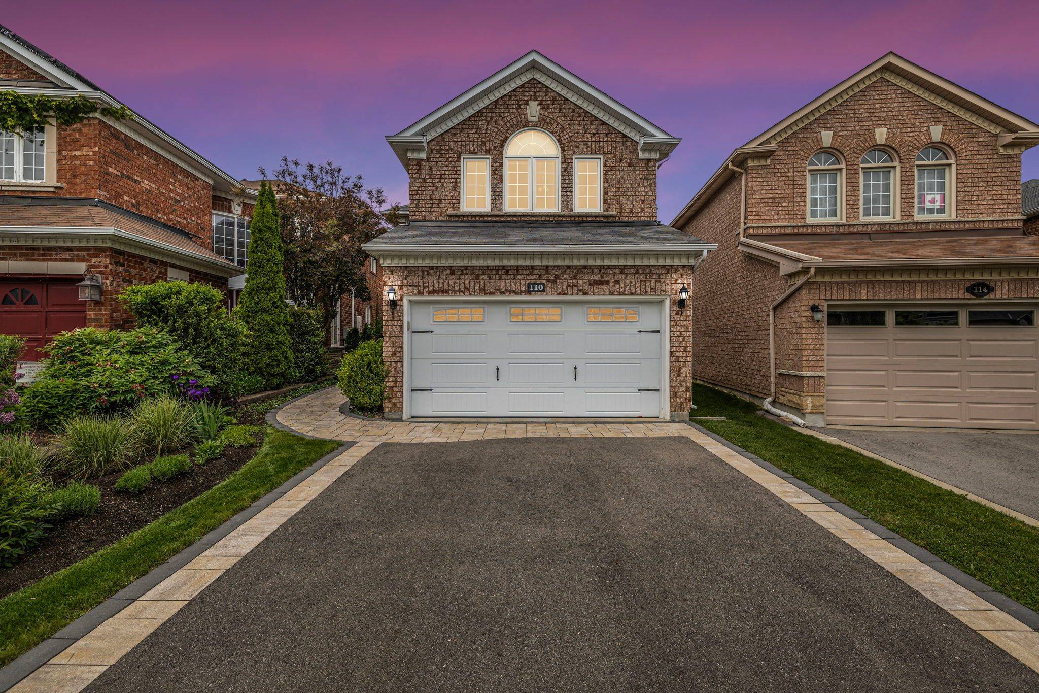 110 Rush RD, Aurora, ON L4G 7G5