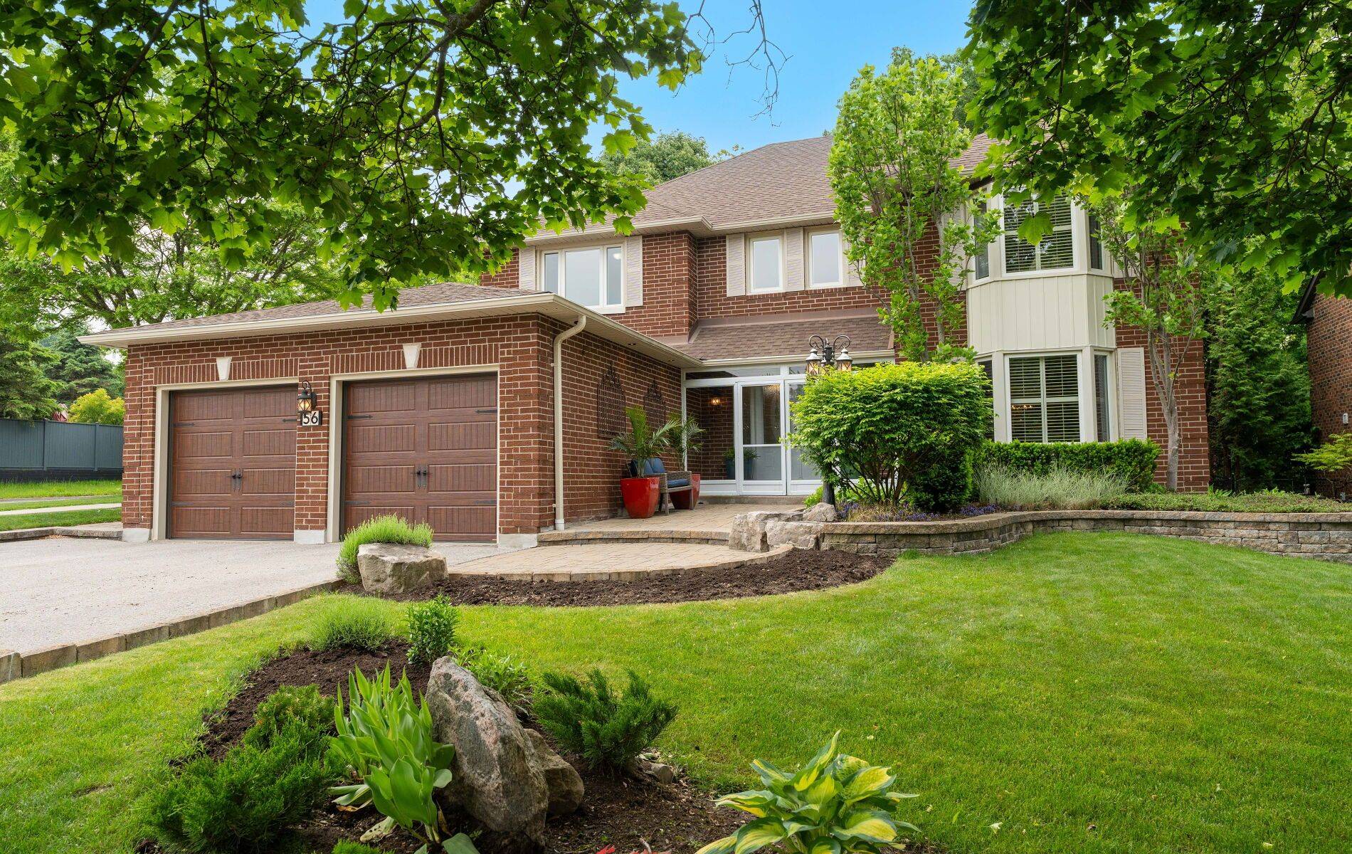 Aurora, ON L4G 5N9,56 Petch CRES