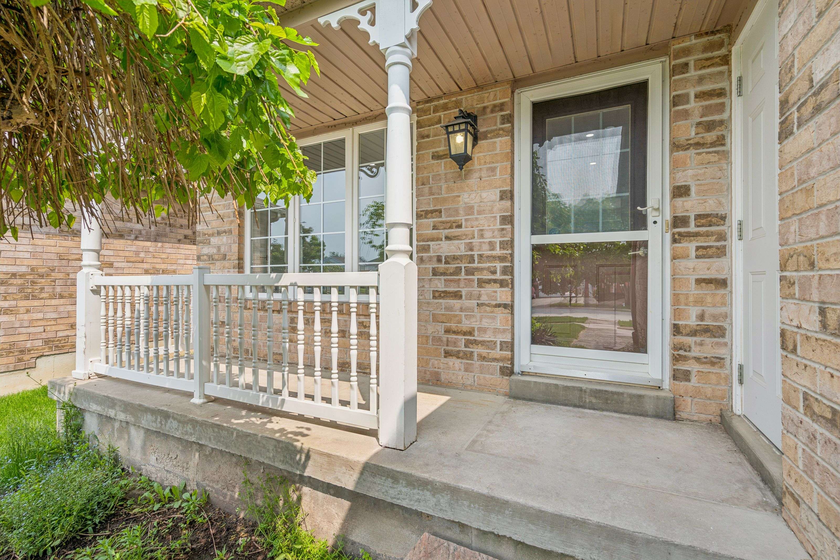 Barrie, ON L4N 8B5,26 Copeman CRES