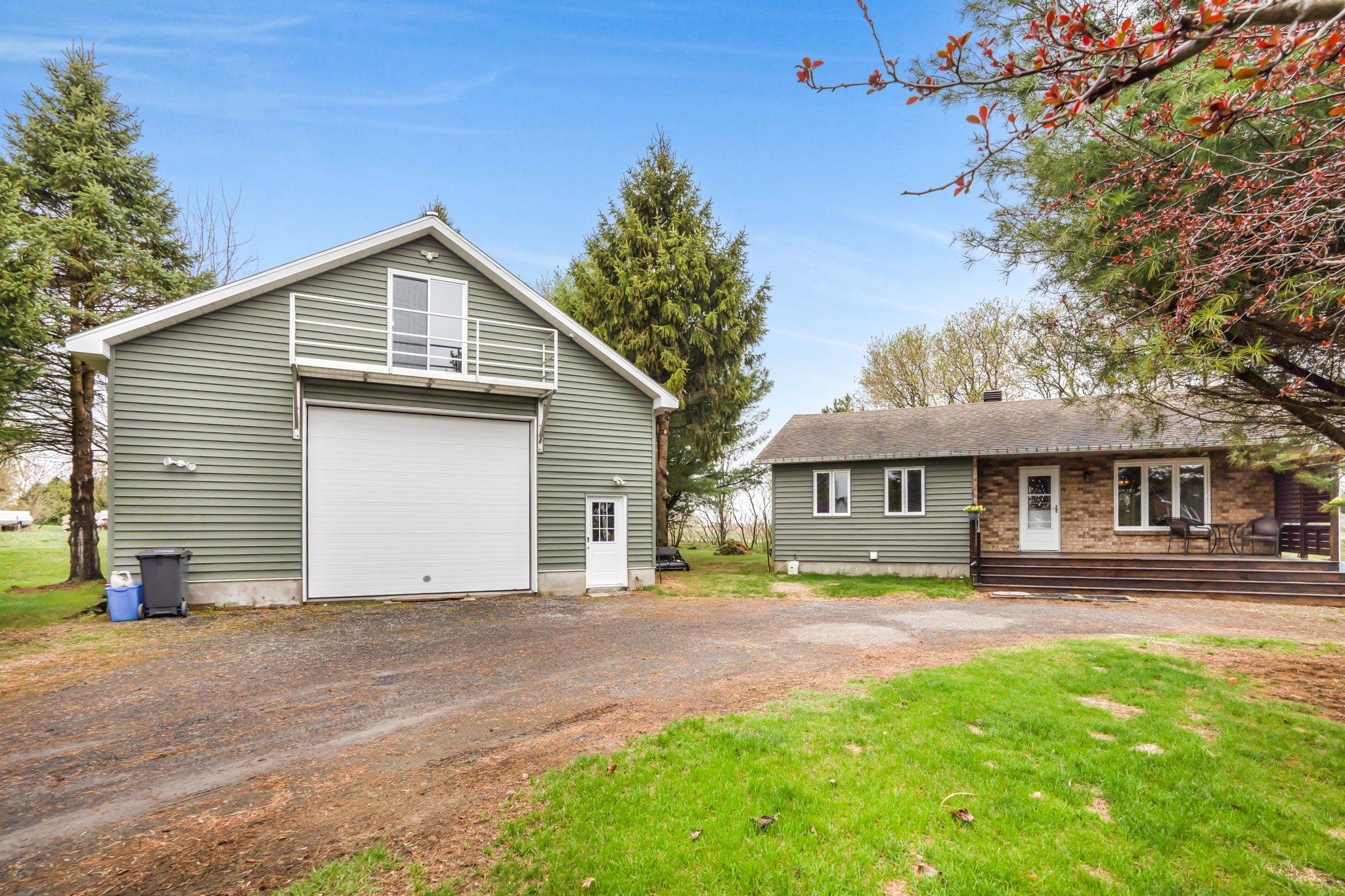 1120 Des Cedres ST, East Hawkesbury, ON K0B 1B0