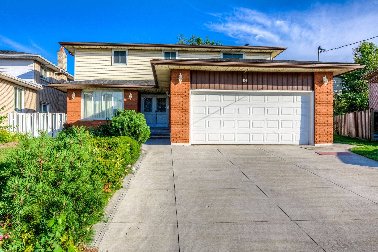 55 Milano CT, Hamilton, ON L9C 6W9