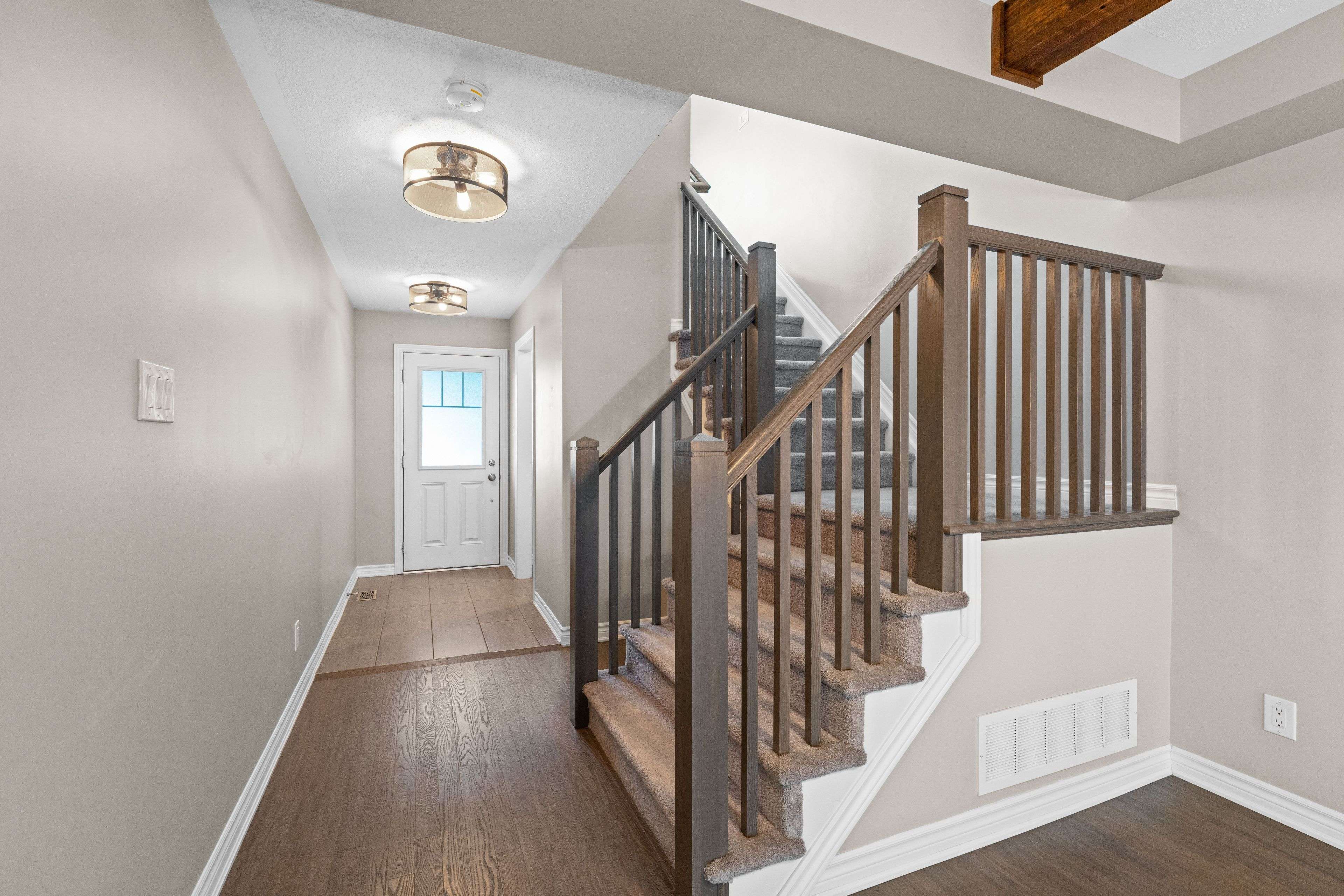 Kanata, ON K2M 0M2,194 Conifer Creek CIR