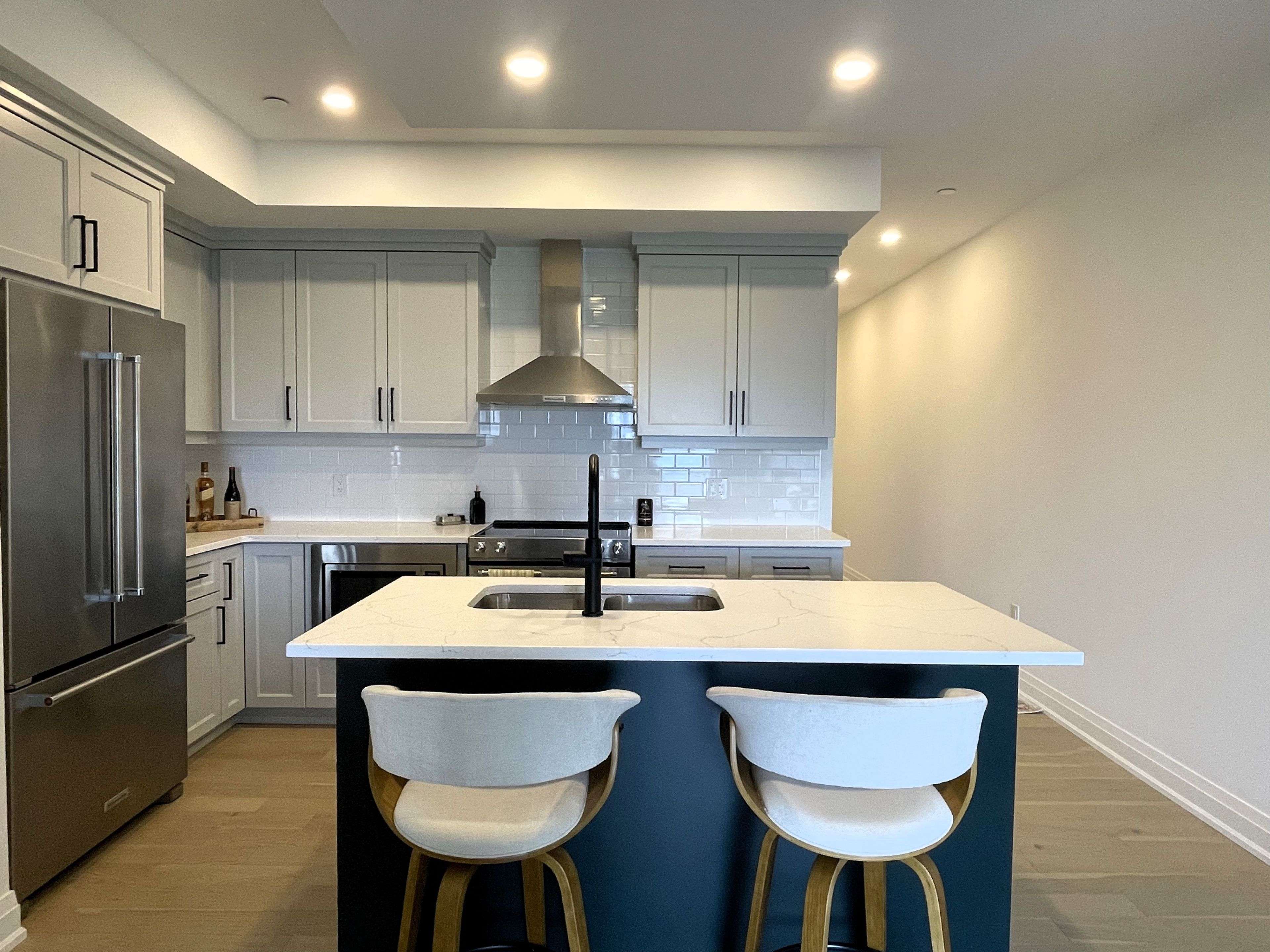 Guelph, ON N1E 5R3,71 Wyndham ST S #1003