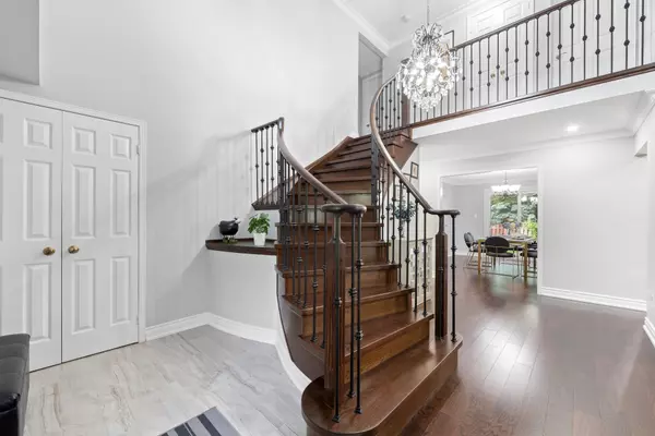 Markham, ON L3R 3Y8,82 Ferndell CIR