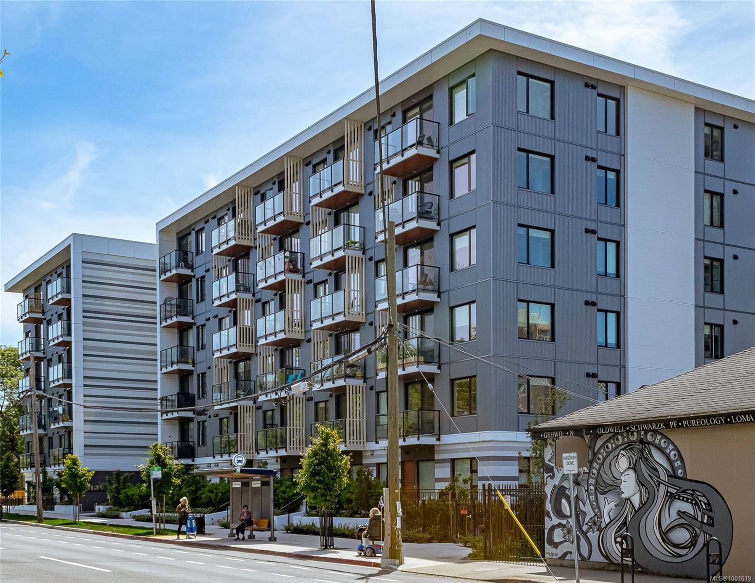 1115 Johnson St #502, Victoria, BC V8V 0H2