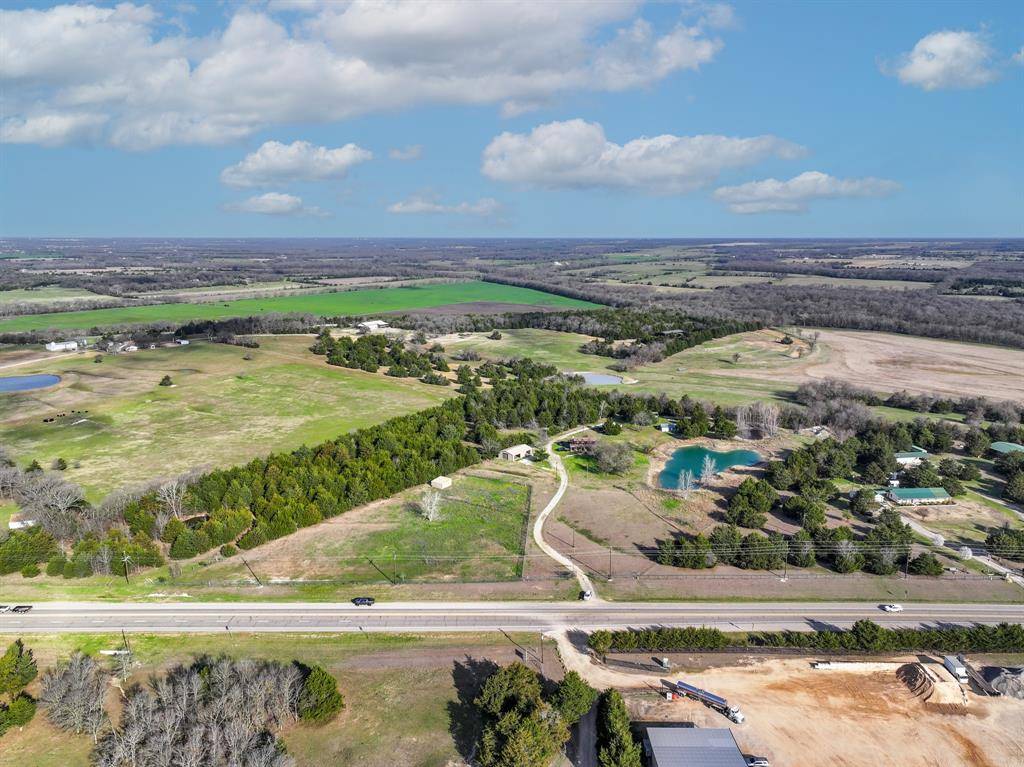 Trenton, TX 75490,10024 S State Highway 121