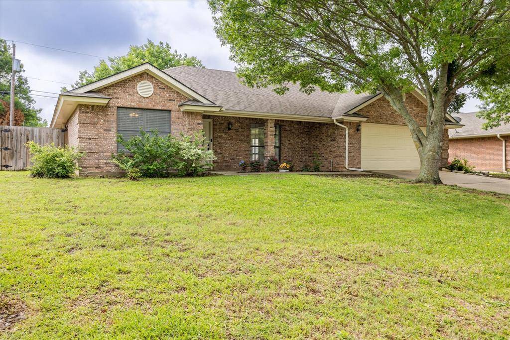 Stephenville, TX 76401,664 Bluebonnet Street