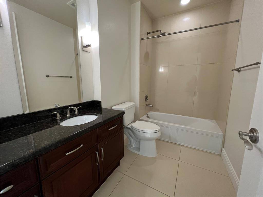 Dallas, TX 75231,8066 Park Lane #1410