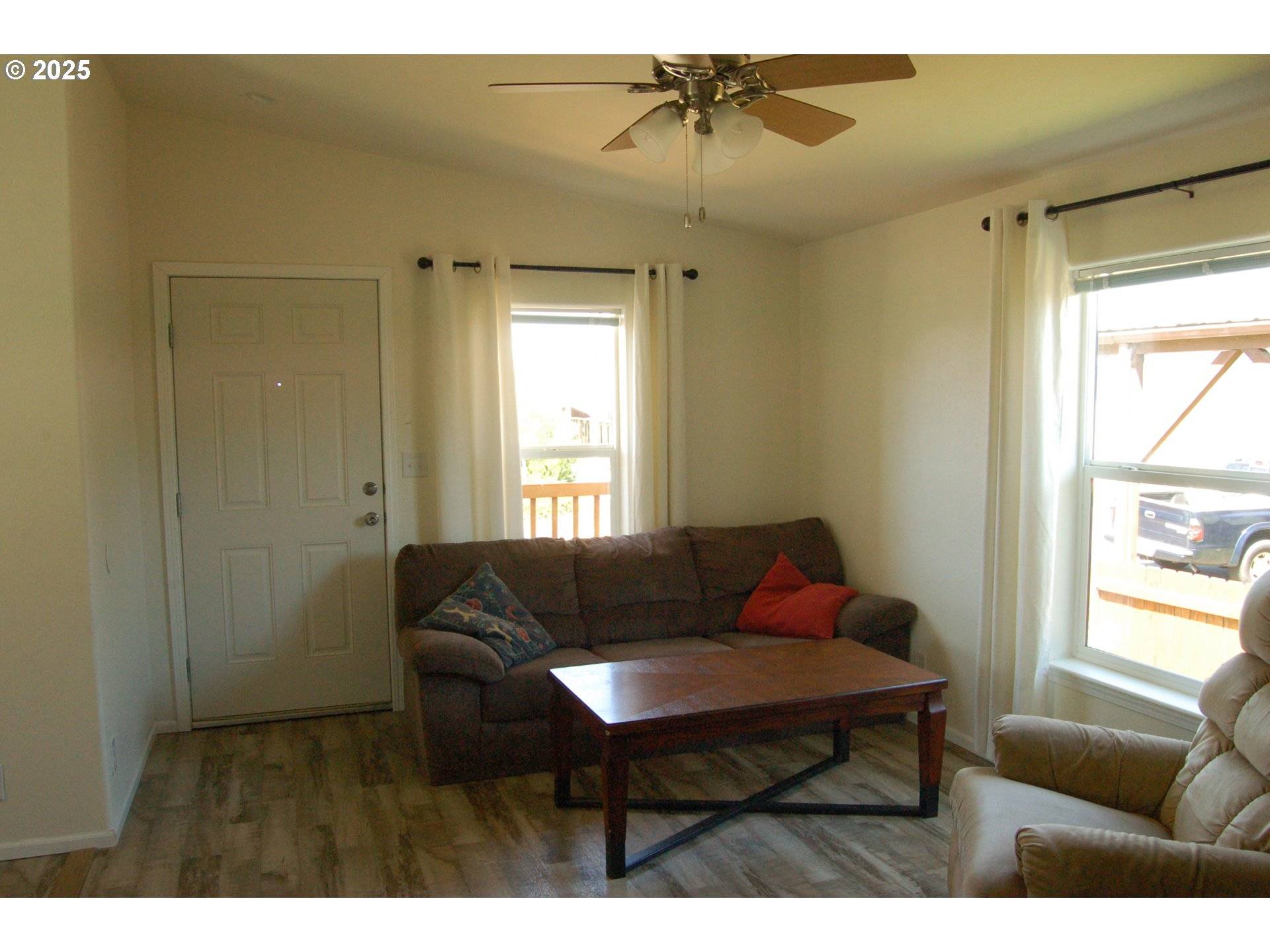 Eugene, OR 97402,1415 S BERTELSEN RD #112