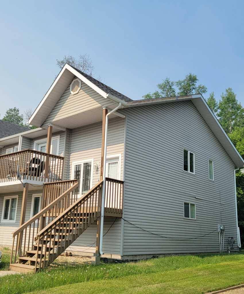 11311 91 ST, Peace River, AB T8S 1S6