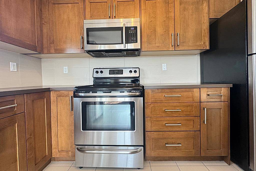 Calgary, AB T3K 0Y6,130 Panatella ST Northwest #1201
