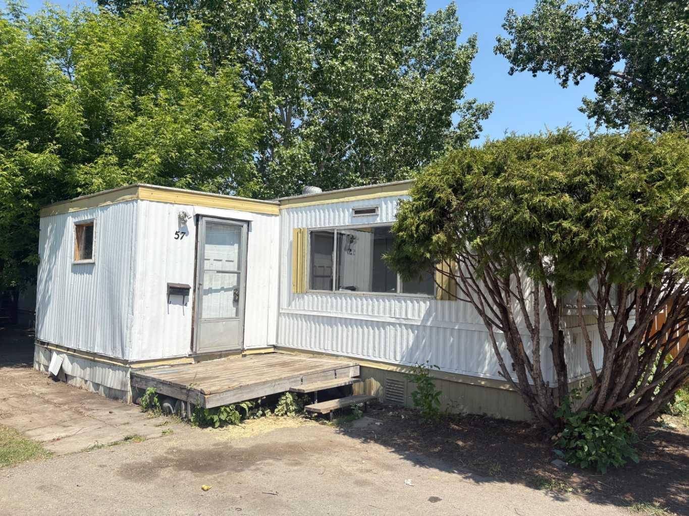 6724 17 AVE SE #57, Calgary, AB T2A 0W5