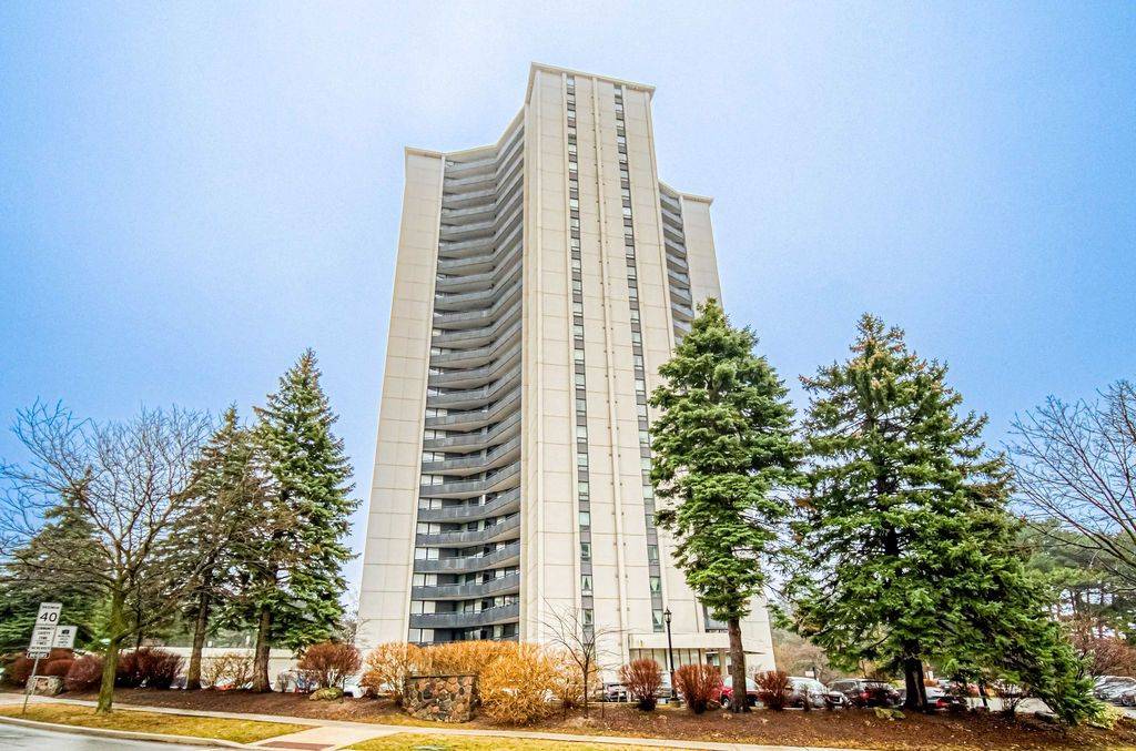 75 Graydon Hall DR #205, Toronto C13, ON M3A 3M5
