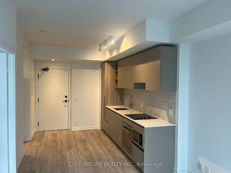 55 Mercer ST #3808, Toronto C01, ON M5V 3W2
