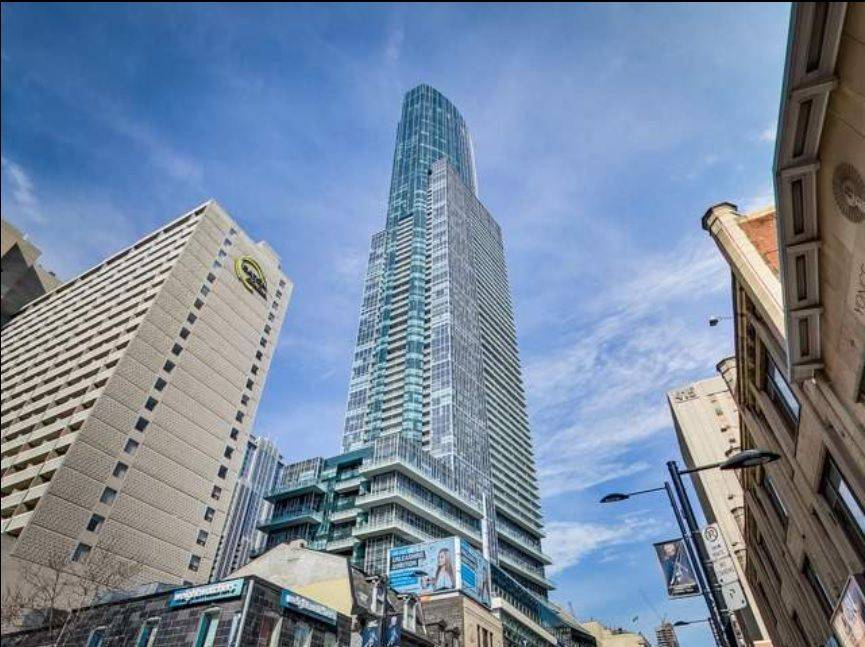 386 Yonge ST #5306, Toronto C01, ON M5B 0A5