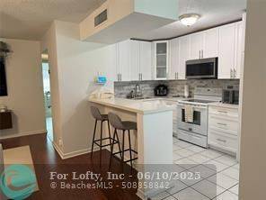 5514 Courtyard Dr #5514, Margate, FL 33063
