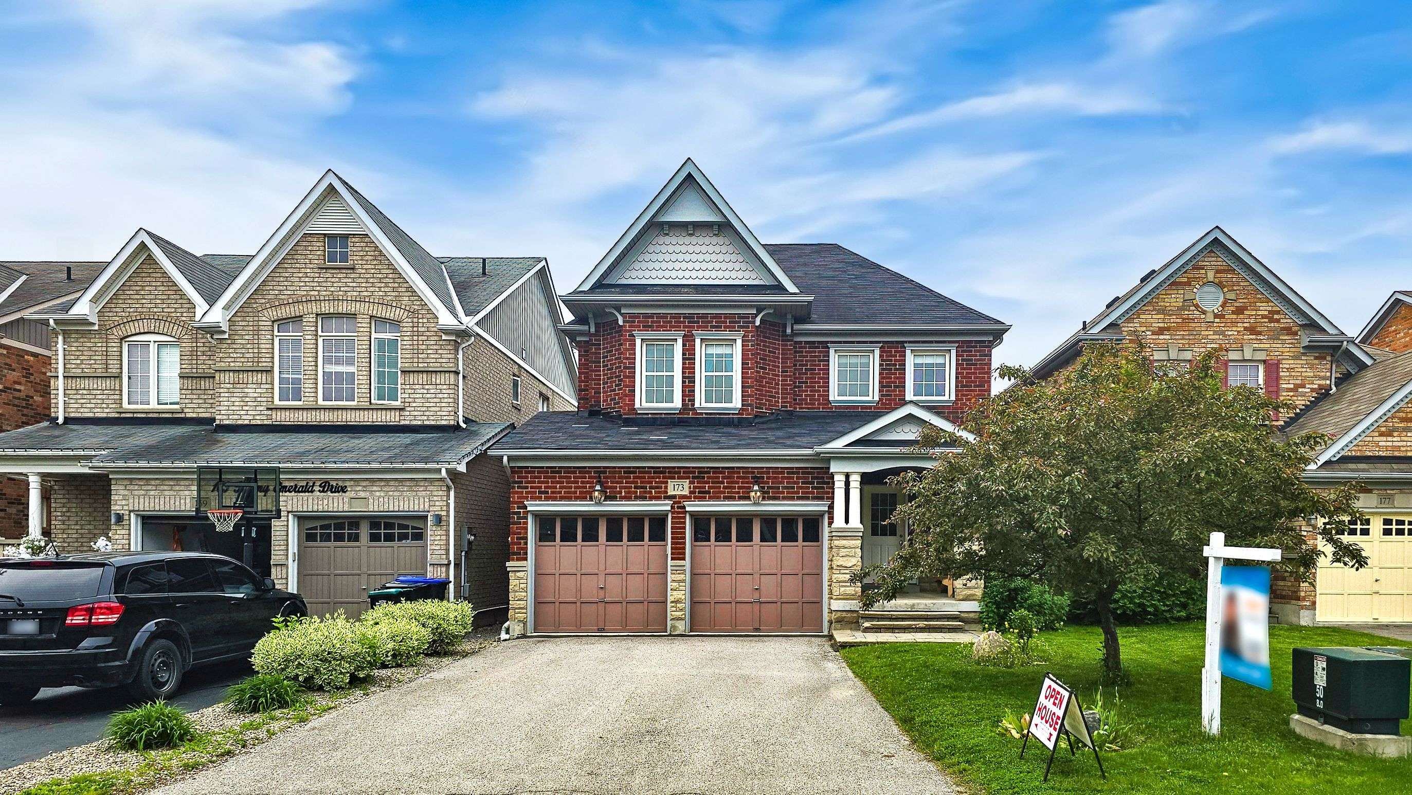 173 Downy Emerald DR, Bradford West Gwillimbury, ON L3Z 0E6