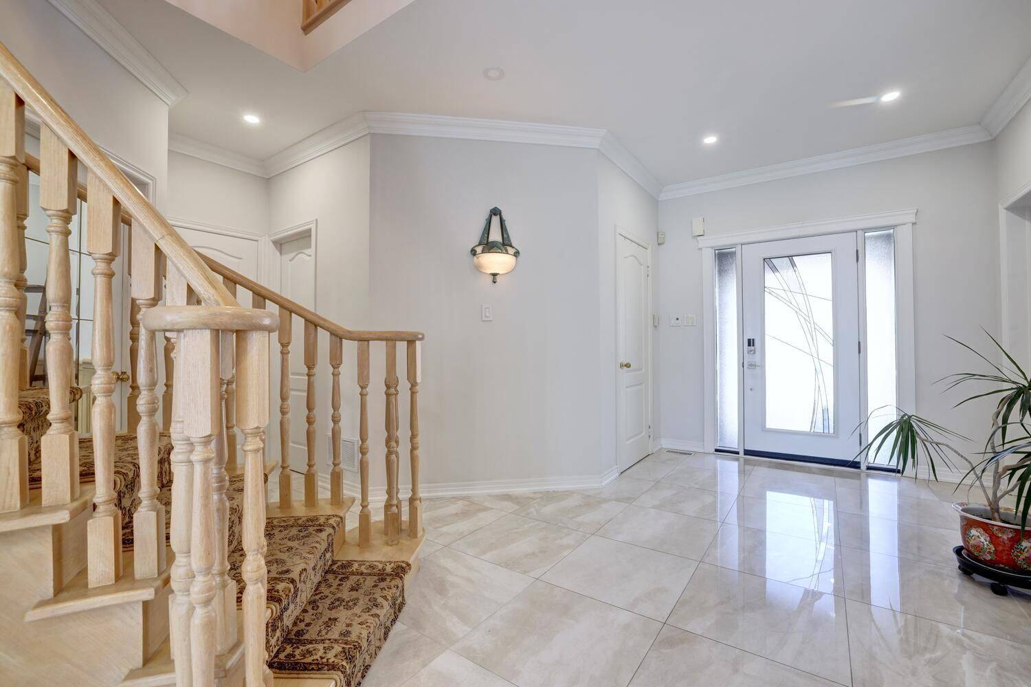 Mississauga, ON L5K 2M2,2923 Hammond RD