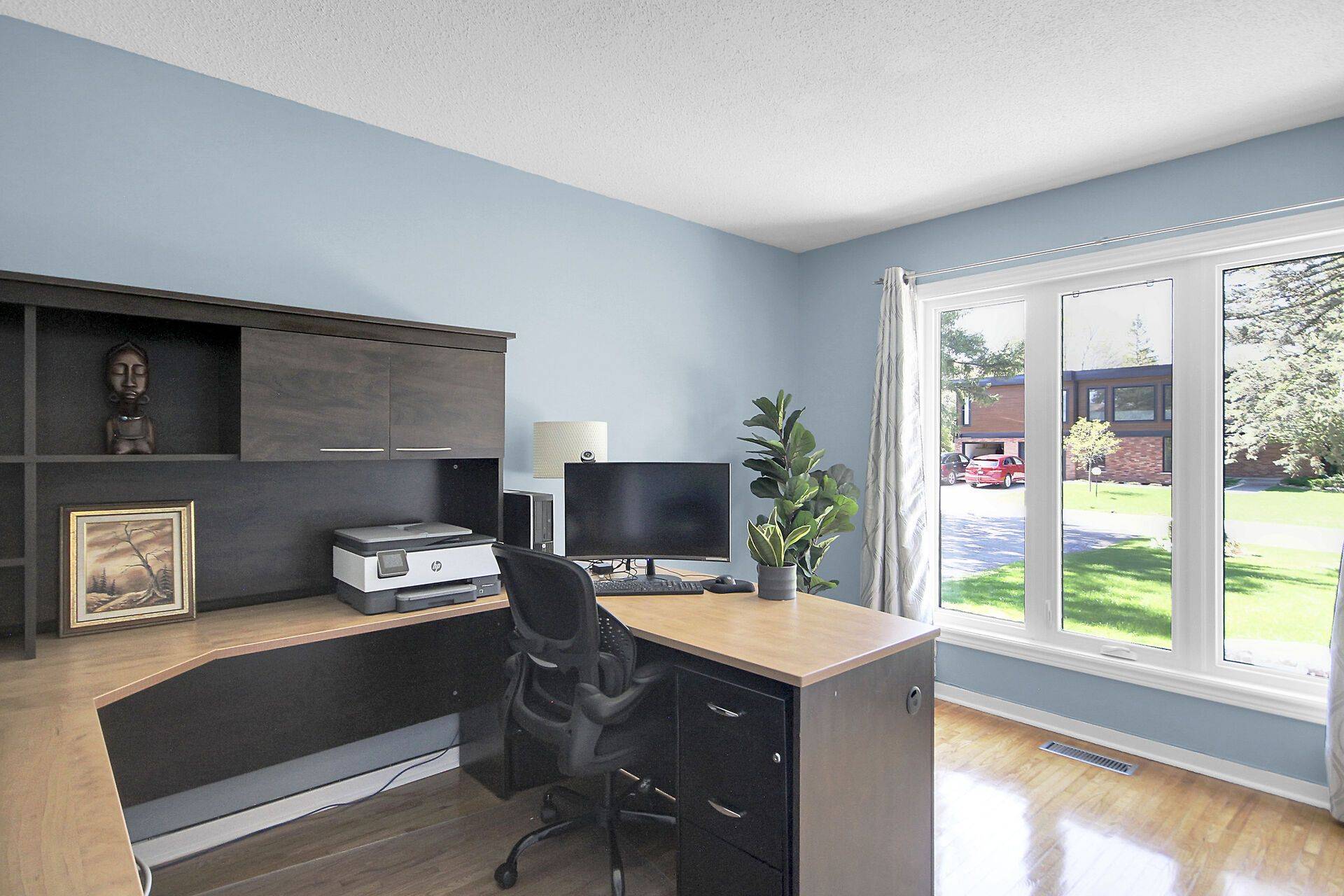 Kanata, ON K2K 1V2,27 Sandwell CRES