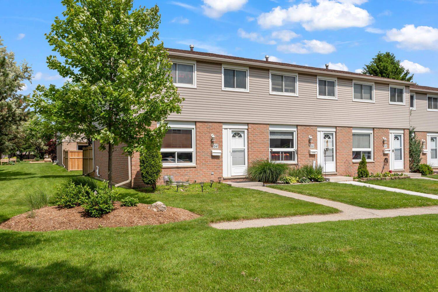 40 TIFFANY DR #64, London East, ON N5V 3N3