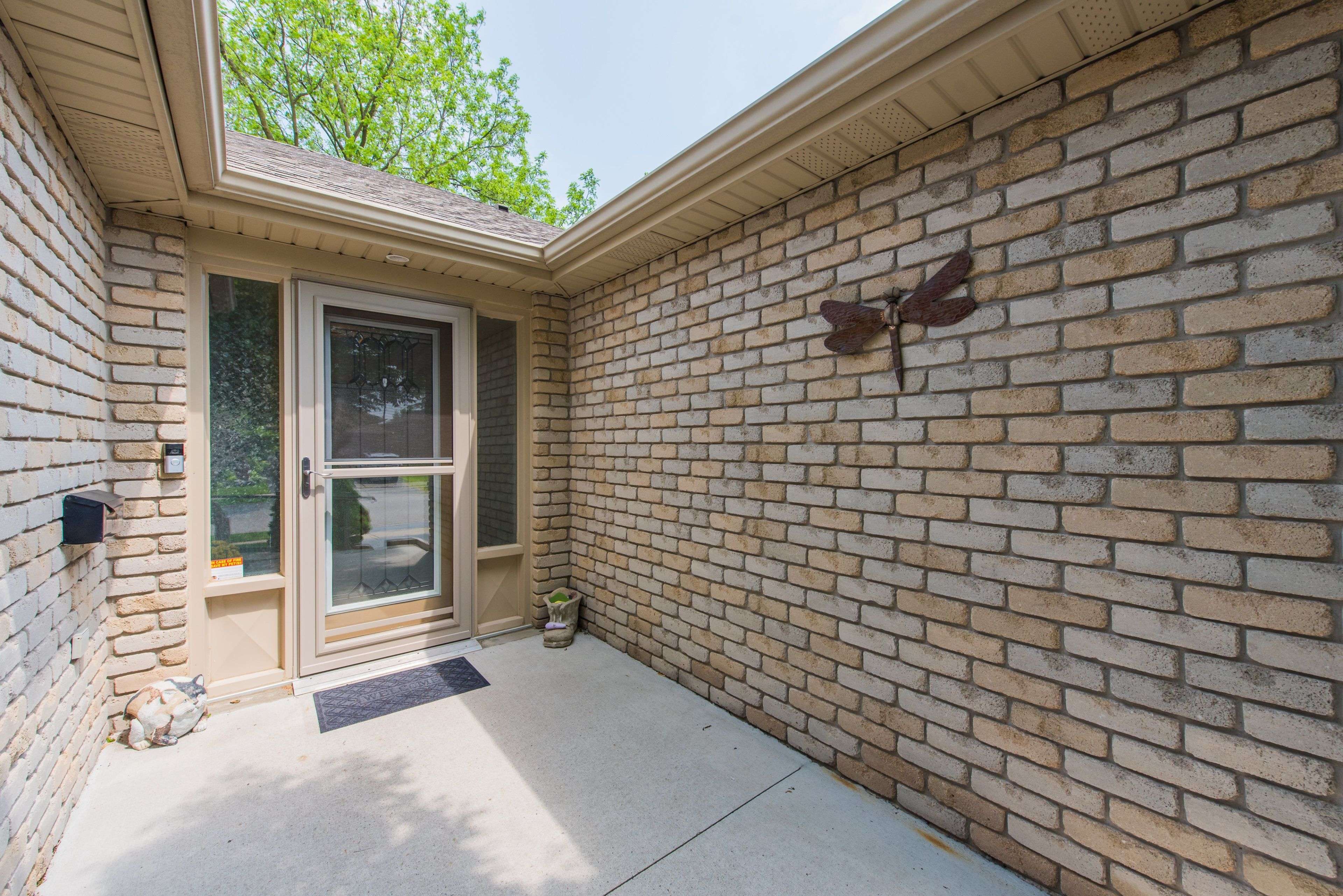Brantford, ON N3T 1B5,37 Brooklyn AVE