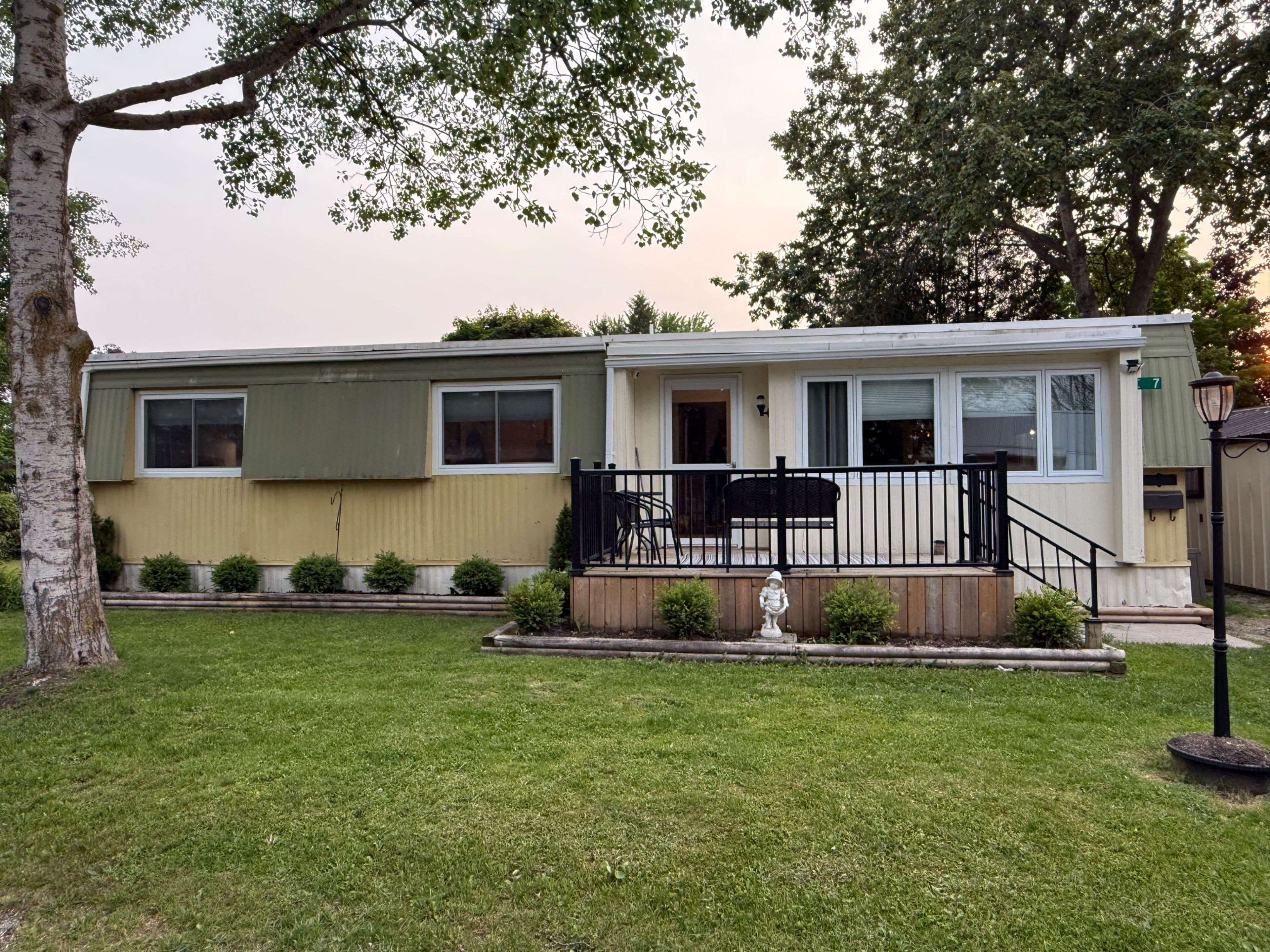 7 Killdeer CT, Brockton, ON N0G 2V0