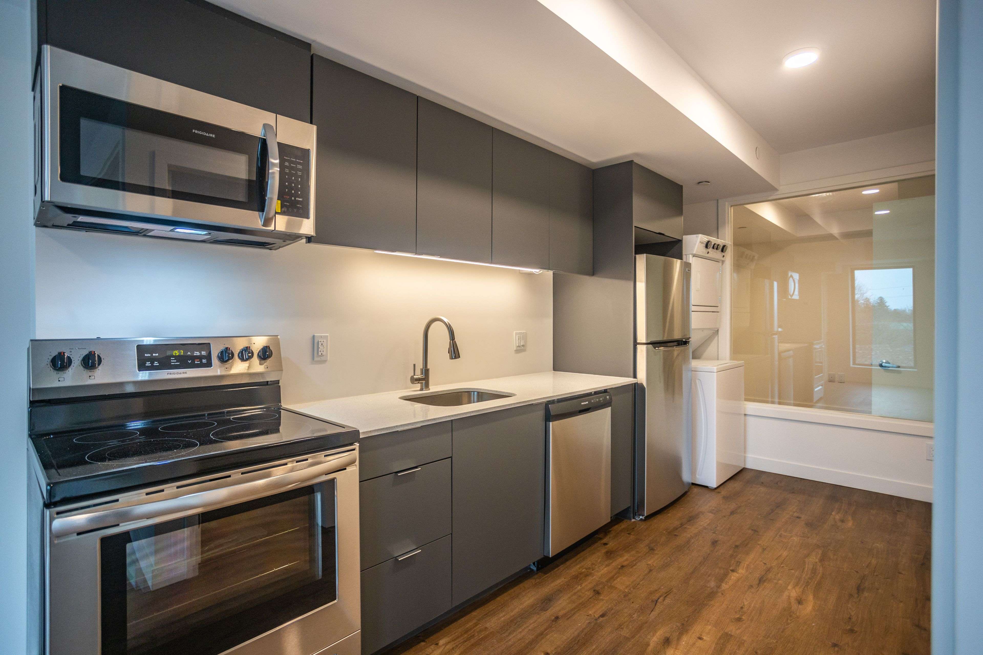Cobourg, ON K9A 3S9,325 University AVE W #303