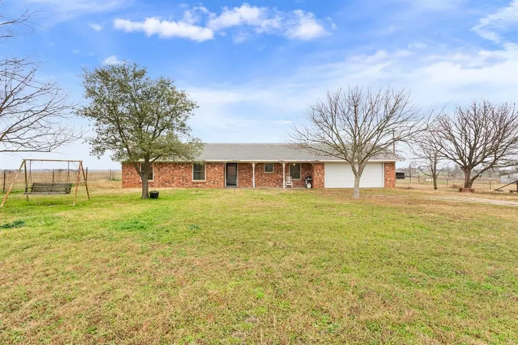 Riesel, TX 76664,415 CR 152