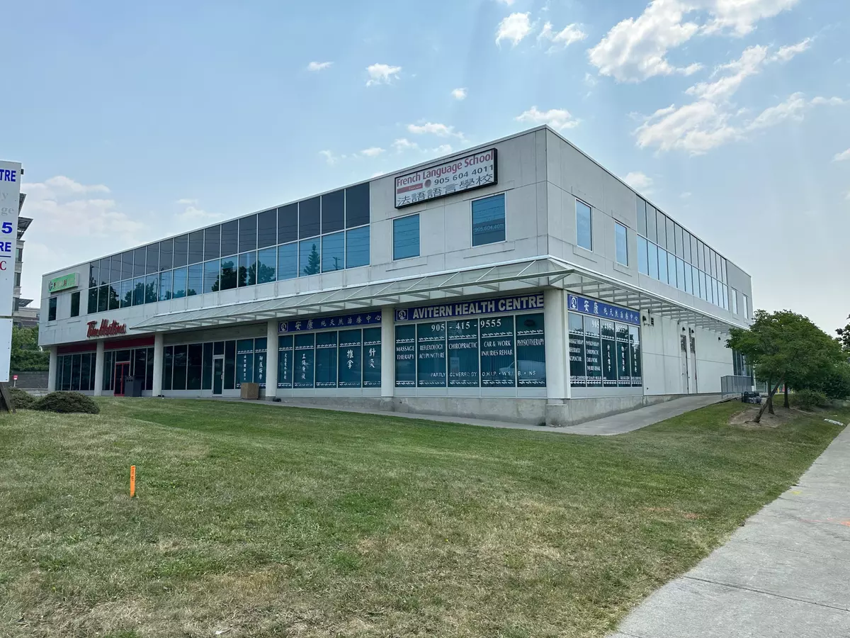 Markham, ON L3R 5P1,7828 Kennedy RD #202