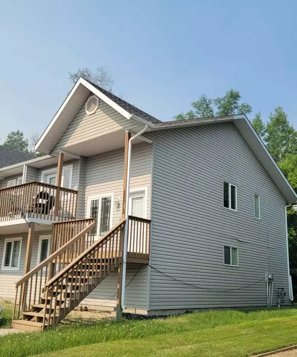 11311 91 ST, Peace River, AB T8S 1S6