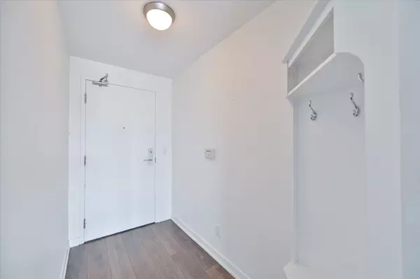 Toronto C01, ON M6K 3R5,150 East Liberty ST #615
