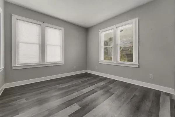 Sarnia, ON N7T 6P5,433 Lydia ST