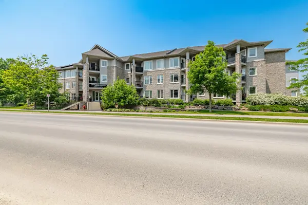 Carleton Place, ON K7C 0E2,240 Coleman ST #207