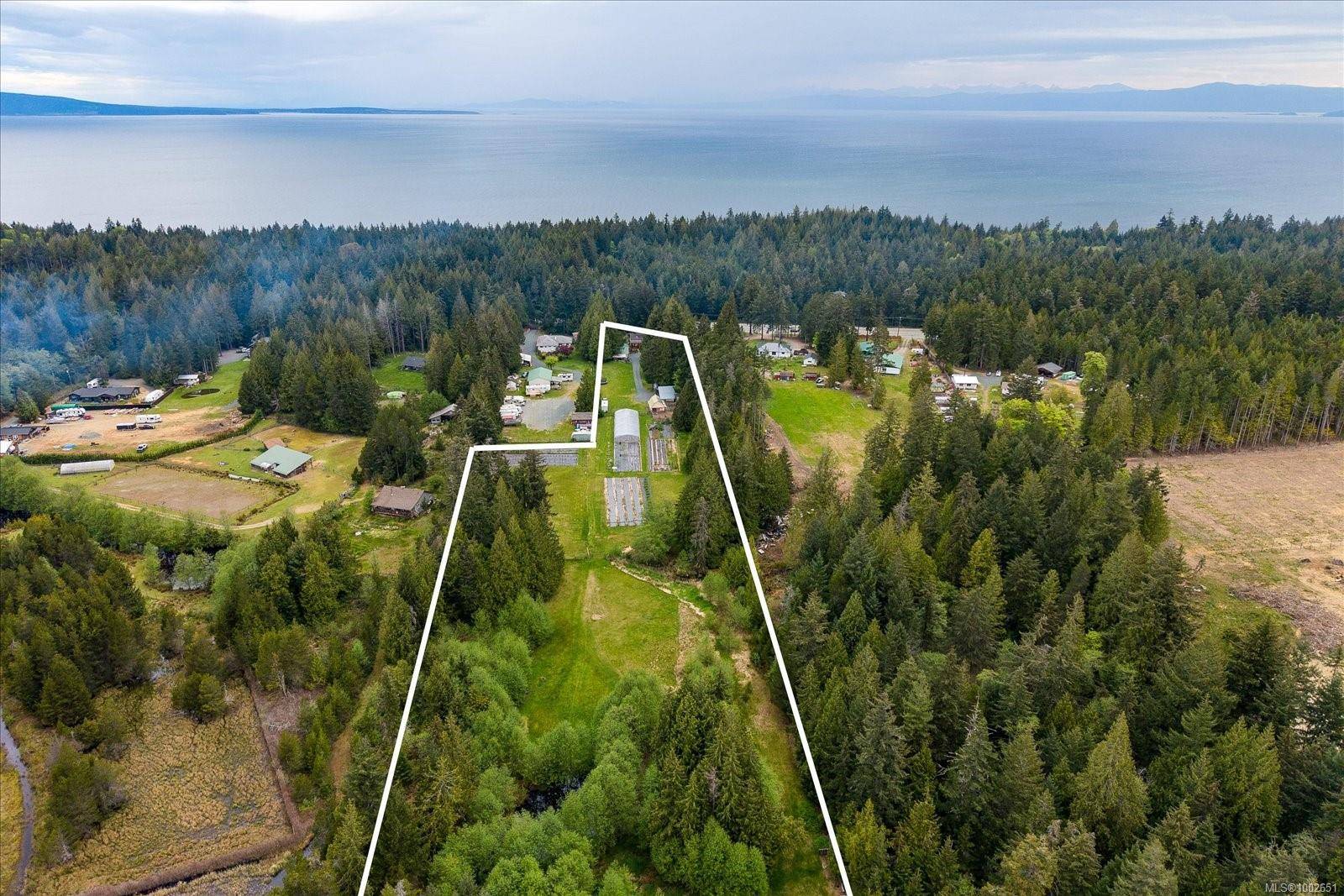 4800 Island Hwy W, Qualicum Beach, BC V9K 1Y9