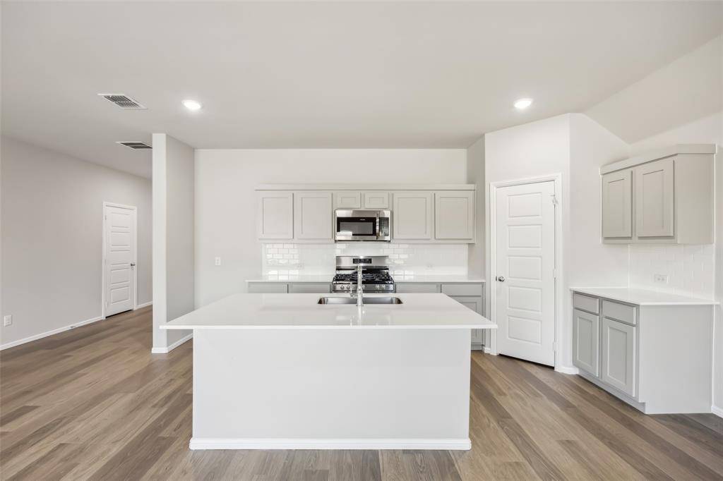 Forney, TX 75126,1948 Callington Way