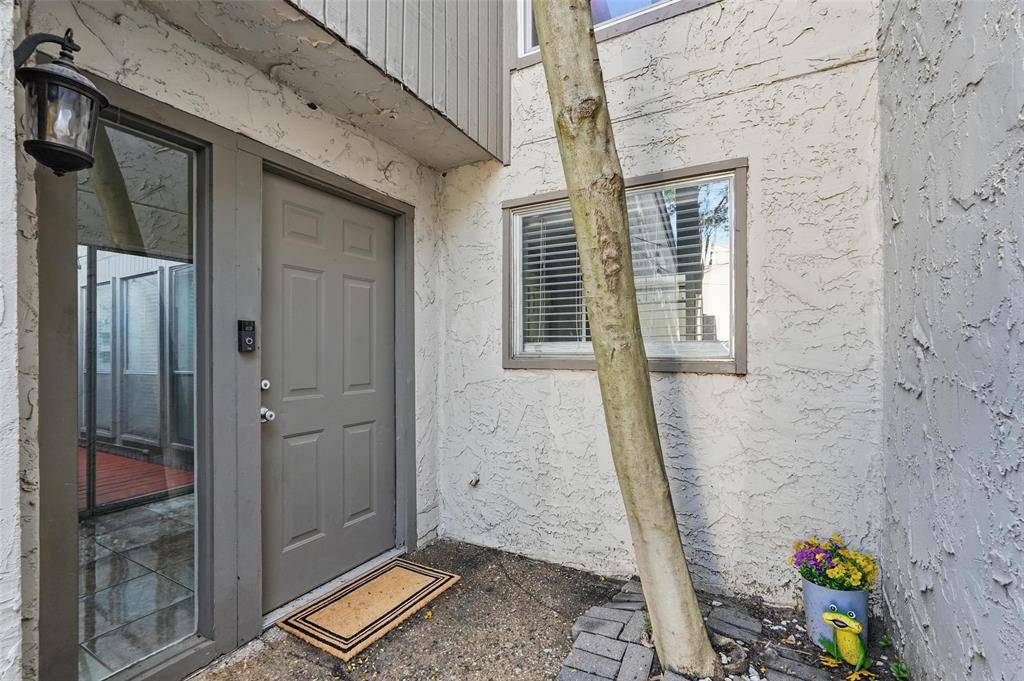 Dallas, TX 75243,9826 Bent Branch Lane